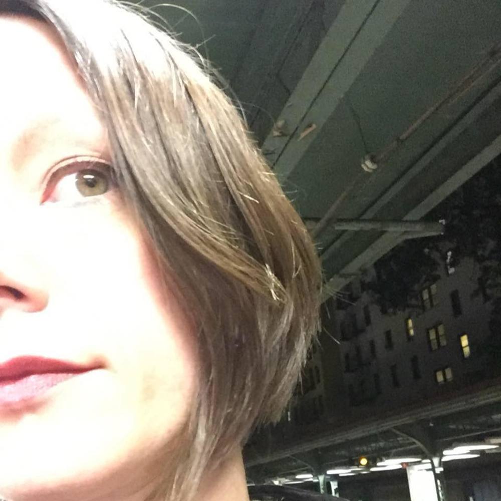 Meet your Posher, Kelly